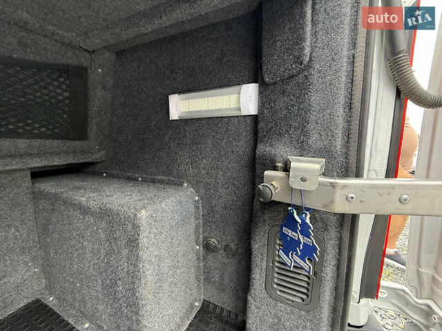 Білий Рено Мастєр, об'ємом двигуна 2.3 л та пробігом 260 тис. км за 21500 $, фото 35 на Automoto.ua