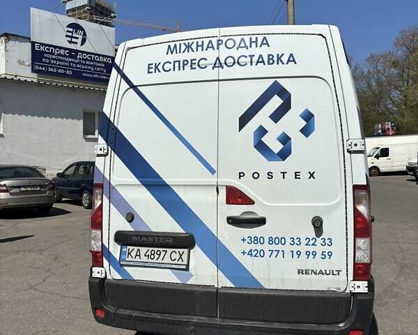 Белый Рено Мастер, объемом двигателя 2.3 л и пробегом 231 тыс. км за 15500 $, фото 3 на Automoto.ua