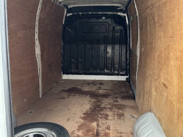 Белый Рено Мастер, объемом двигателя 2.3 л и пробегом 399 тыс. км за 17500 $, фото 3 на Automoto.ua