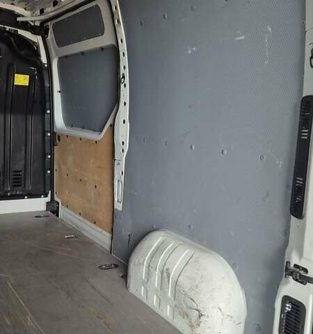 Белый Рено Мастер, объемом двигателя 2.3 л и пробегом 236 тыс. км за 15900 $, фото 27 на Automoto.ua
