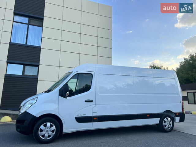 Белый Рено Мастер, объемом двигателя 2.3 л и пробегом 210 тыс. км за 17400 $, фото 1 на Automoto.ua