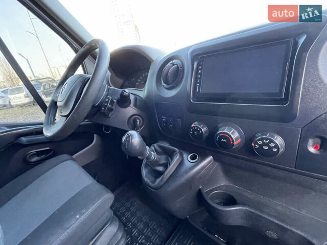 Белый Рено Мастер, объемом двигателя 2.3 л и пробегом 250 тыс. км за 14000 $, фото 24 на Automoto.ua