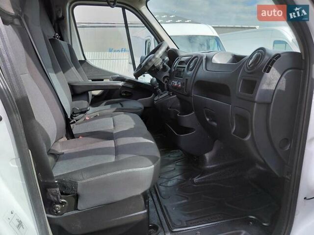 Рено Мастєр 2017 у Івано-Франківську на Automoto.ua Білий Рено Мастєр, об'ємом двигуна 2.3 л та пробігом 288 тис. км за 14200 $, фото 22 на Automoto.ua