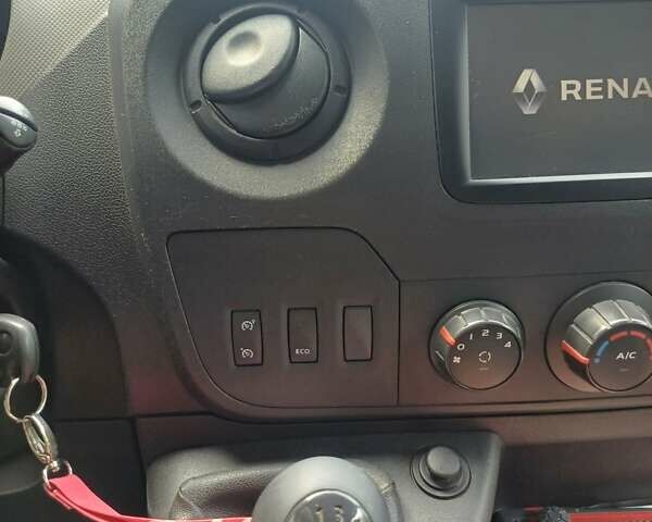 Белый Рено Мастер, объемом двигателя 2.3 л и пробегом 188 тыс. км за 16900 $, фото 21 на Automoto.ua