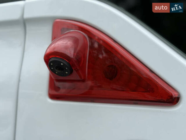 Білий Рено Мастєр, об'ємом двигуна 2.3 л та пробігом 260 тис. км за 19900 $, фото 4 на Automoto.ua