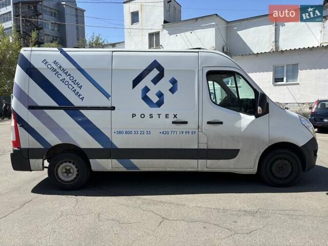 Белый Рено Мастер, объемом двигателя 2.3 л и пробегом 231 тыс. км за 15500 $, фото 1 на Automoto.ua