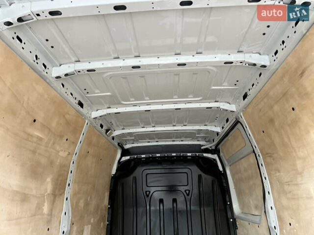 Белый Рено Мастер, объемом двигателя 2.3 л и пробегом 210 тыс. км за 17400 $, фото 47 на Automoto.ua