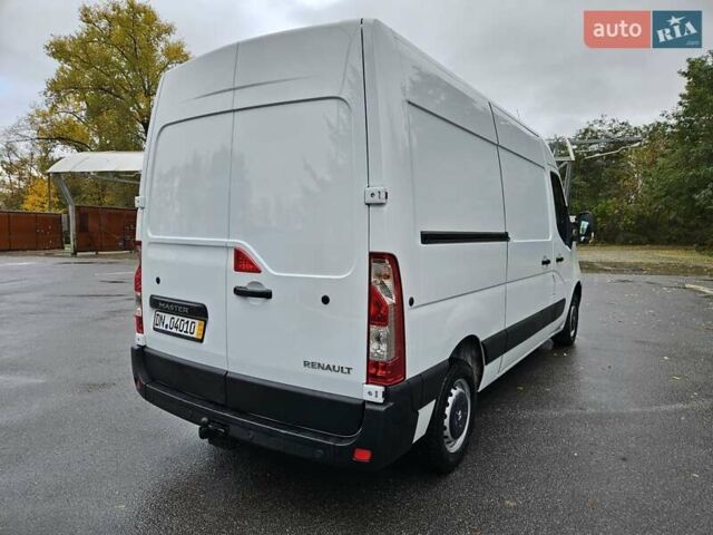 Белый Рено Мастер, объемом двигателя 2.3 л и пробегом 190 тыс. км за 15300 $, фото 10 на Automoto.ua