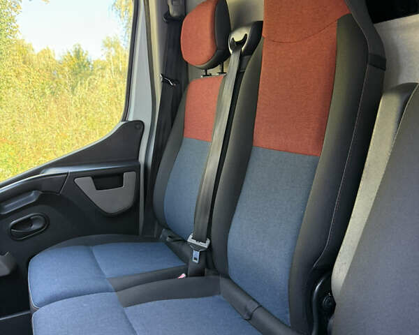 Білий Рено Мастєр, об'ємом двигуна 2.3 л та пробігом 220 тис. км за 15950 $, фото 24 на Automoto.ua