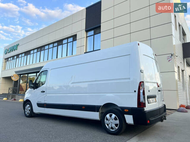 Белый Рено Мастер, объемом двигателя 2.3 л и пробегом 210 тыс. км за 17400 $, фото 10 на Automoto.ua