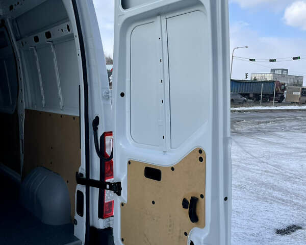 Білий Рено Мастєр, об'ємом двигуна 2.3 л та пробігом 290 тис. км за 15900 $, фото 28 на Automoto.ua