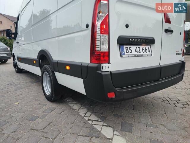 Белый Рено Мастер, объемом двигателя 2.3 л и пробегом 272 тыс. км за 18300 $, фото 13 на Automoto.ua
