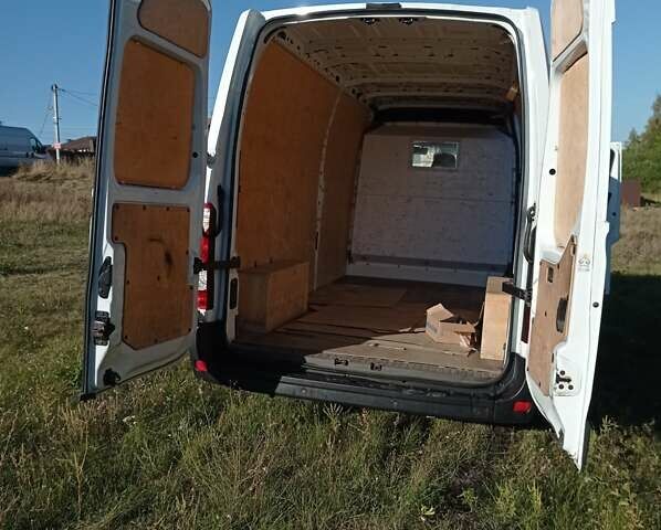 Белый Рено Мастер, объемом двигателя 2.3 л и пробегом 502 тыс. км за 15000 $, фото 9 на Automoto.ua