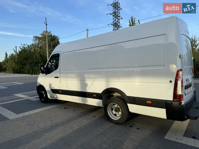Белый Рено Мастер, объемом двигателя 2.3 л и пробегом 220 тыс. км за 22500 $, фото 4 на Automoto.ua