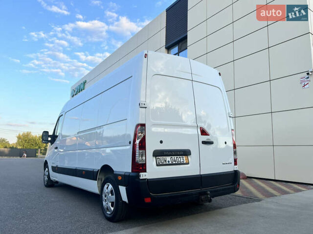 Белый Рено Мастер, объемом двигателя 2.3 л и пробегом 210 тыс. км за 17400 $, фото 8 на Automoto.ua