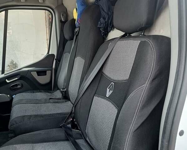 Белый Рено Мастер, объемом двигателя 2.3 л и пробегом 450 тыс. км за 17200 $, фото 15 на Automoto.ua