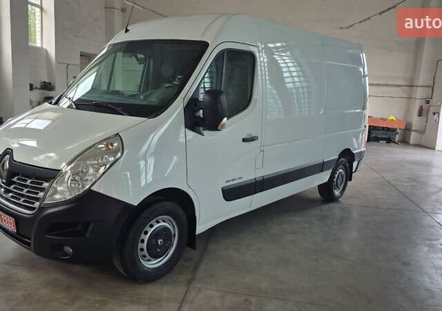 Белый Рено Мастер, объемом двигателя 2.3 л и пробегом 236 тыс. км за 15900 $, фото 2 на Automoto.ua