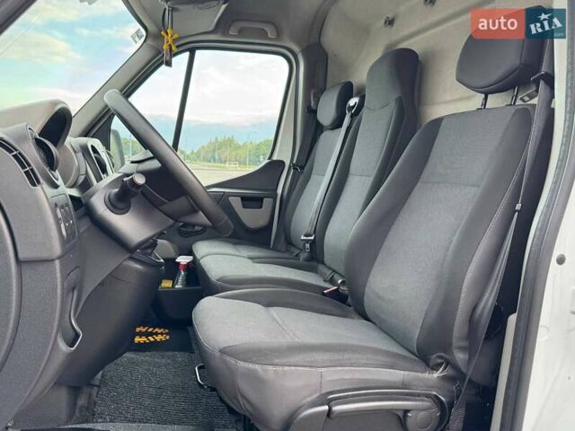 Белый Рено Мастер, объемом двигателя 2.3 л и пробегом 265 тыс. км за 16190 $, фото 10 на Automoto.ua