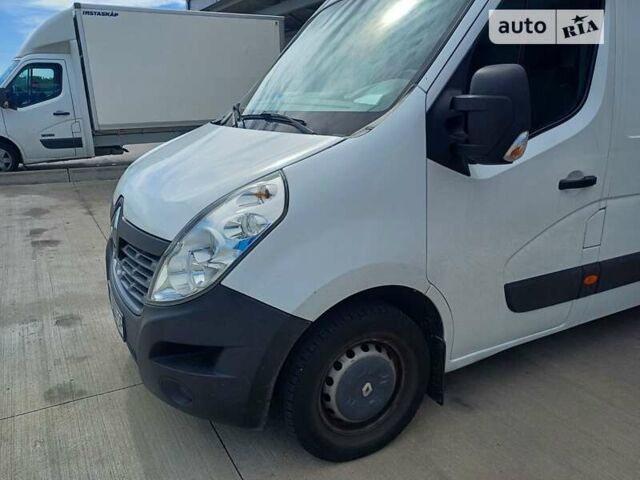 Белый Рено Мастер, объемом двигателя 2.3 л и пробегом 218 тыс. км за 17500 $, фото 2 на Automoto.ua