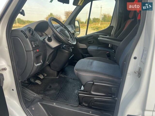 Белый Рено Мастер, объемом двигателя 2.3 л и пробегом 250 тыс. км за 17500 $, фото 11 на Automoto.ua