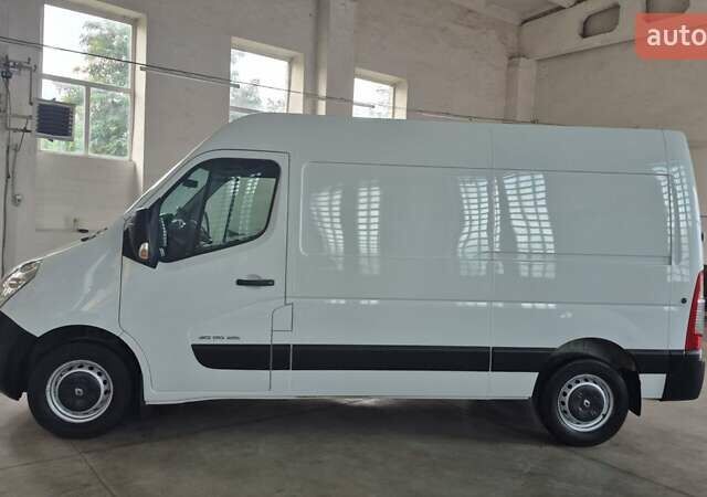 Белый Рено Мастер, объемом двигателя 2.3 л и пробегом 236 тыс. км за 15900 $, фото 8 на Automoto.ua
