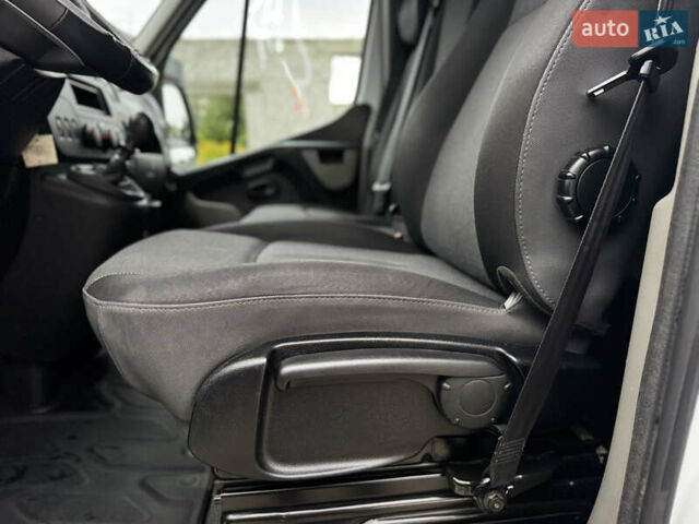 Білий Рено Мастєр, об'ємом двигуна 2.3 л та пробігом 80 тис. км за 17500 $, фото 15 на Automoto.ua