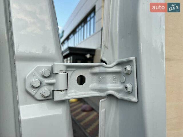 Белый Рено Мастер, объемом двигателя 2.3 л и пробегом 210 тыс. км за 17400 $, фото 50 на Automoto.ua