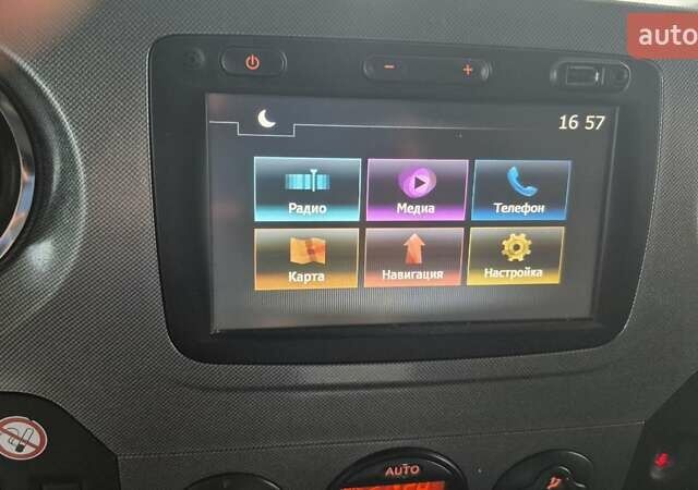 Белый Рено Мастер, объемом двигателя 2.3 л и пробегом 236 тыс. км за 15900 $, фото 60 на Automoto.ua