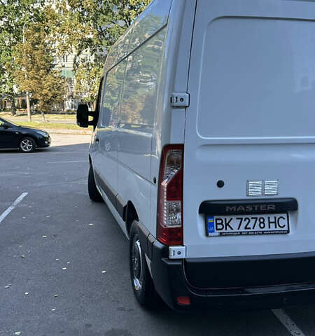 Белый Рено Мастер, объемом двигателя 2.3 л и пробегом 340 тыс. км за 14800 $, фото 9 на Automoto.ua
