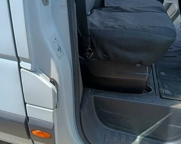 Білий Рено Мастєр, об'ємом двигуна 2.3 л та пробігом 440 тис. км за 17800 $, фото 13 на Automoto.ua