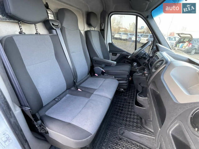 Белый Рено Мастер, объемом двигателя 2.3 л и пробегом 250 тыс. км за 14000 $, фото 21 на Automoto.ua