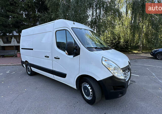 Белый Рено Мастер, объемом двигателя 2.3 л и пробегом 340 тыс. км за 14800 $, фото 4 на Automoto.ua
