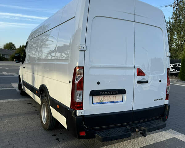 Белый Рено Мастер, объемом двигателя 2.3 л и пробегом 220 тыс. км за 22500 $, фото 5 на Automoto.ua