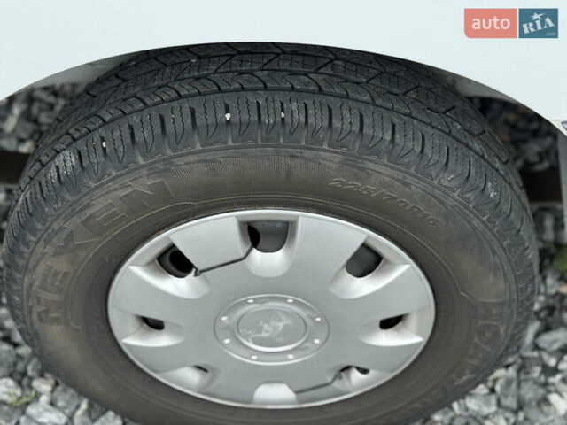 Білий Рено Мастєр, об'ємом двигуна 2.3 л та пробігом 260 тис. км за 19900 $, фото 7 на Automoto.ua