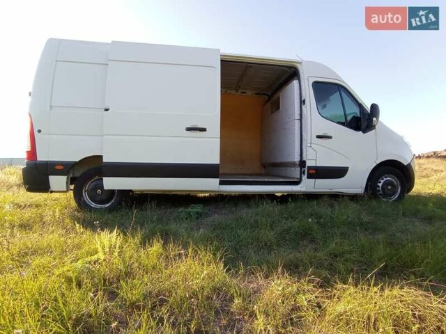 Белый Рено Мастер, объемом двигателя 2.3 л и пробегом 502 тыс. км за 15000 $, фото 4 на Automoto.ua
