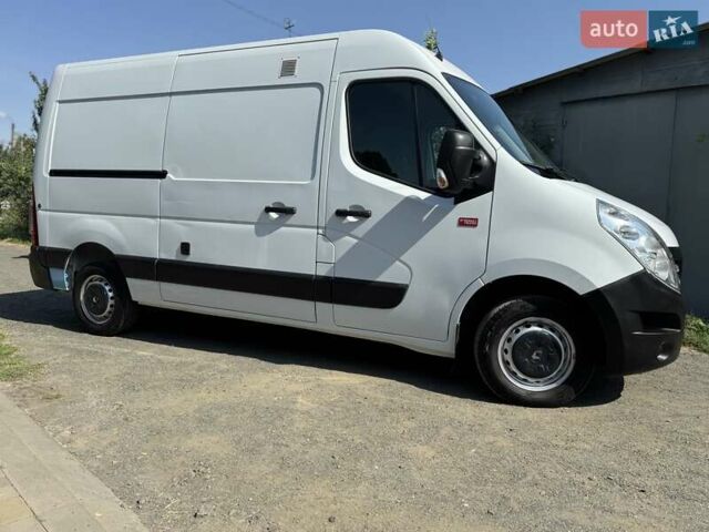 Белый Рено Мастер, объемом двигателя 0 л и пробегом 149 тыс. км за 16500 $, фото 2 на Automoto.ua