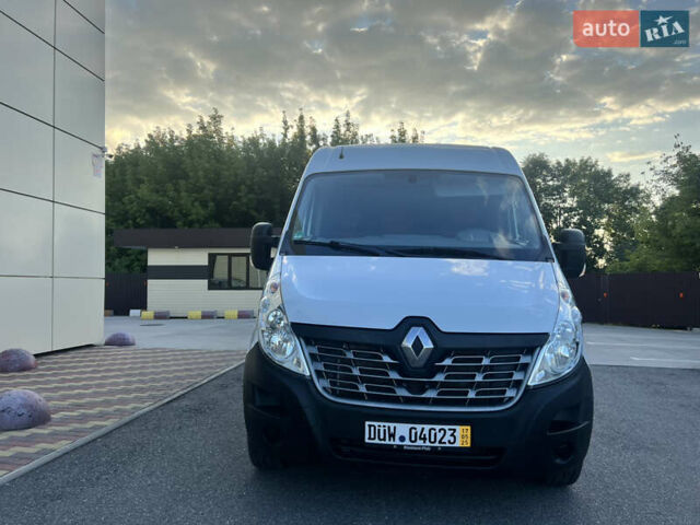 Белый Рено Мастер, объемом двигателя 2.3 л и пробегом 210 тыс. км за 17400 $, фото 3 на Automoto.ua