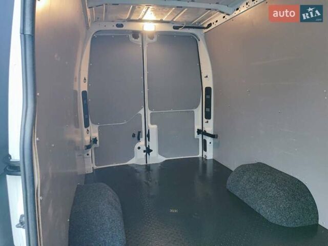 Белый Рено Мастер, объемом двигателя 2.3 л и пробегом 272 тыс. км за 18300 $, фото 82 на Automoto.ua