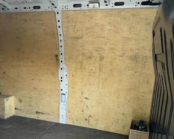 Белый Рено Мастер, объемом двигателя 2.3 л и пробегом 196 тыс. км за 17000 $, фото 27 на Automoto.ua