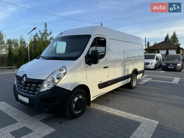 Белый Рено Мастер, объемом двигателя 2.3 л и пробегом 220 тыс. км за 22500 $, фото 1 на Automoto.ua