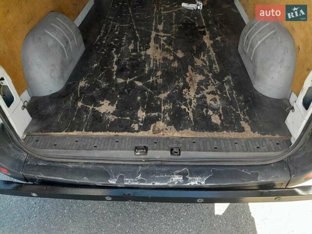Білий Рено Мастєр, об'ємом двигуна 2.3 л та пробігом 350 тис. км за 13200 $, фото 9 на Automoto.ua