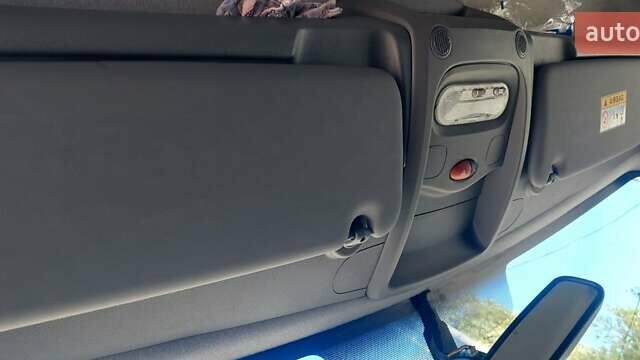Белый Рено Мастер, объемом двигателя 0 л и пробегом 114 тыс. км за 16900 $, фото 14 на Automoto.ua