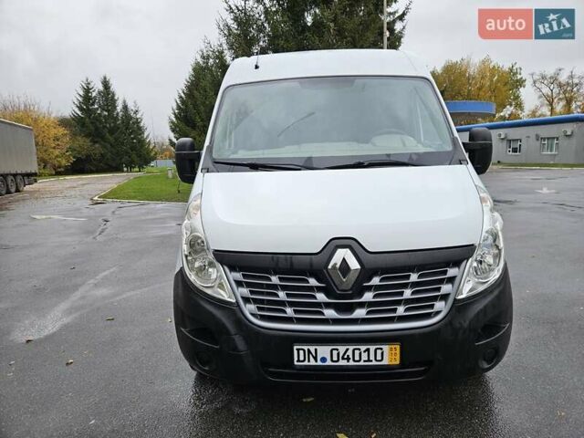 Белый Рено Мастер, объемом двигателя 2.3 л и пробегом 190 тыс. км за 15300 $, фото 3 на Automoto.ua