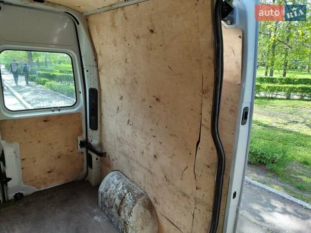Белый Рено Мастер, объемом двигателя 2.3 л и пробегом 387 тыс. км за 14000 $, фото 11 на Automoto.ua