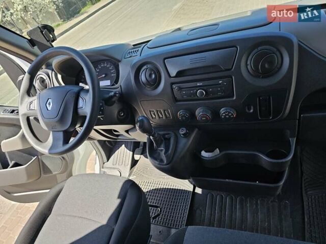 Білий Рено Мастєр, об'ємом двигуна 2.3 л та пробігом 187 тис. км за 15500 $, фото 51 на Automoto.ua