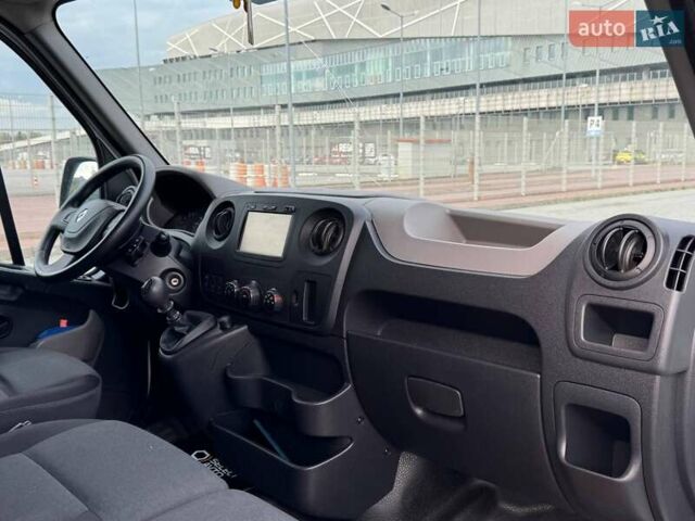 Белый Рено Мастер, объемом двигателя 2.3 л и пробегом 265 тыс. км за 16190 $, фото 20 на Automoto.ua