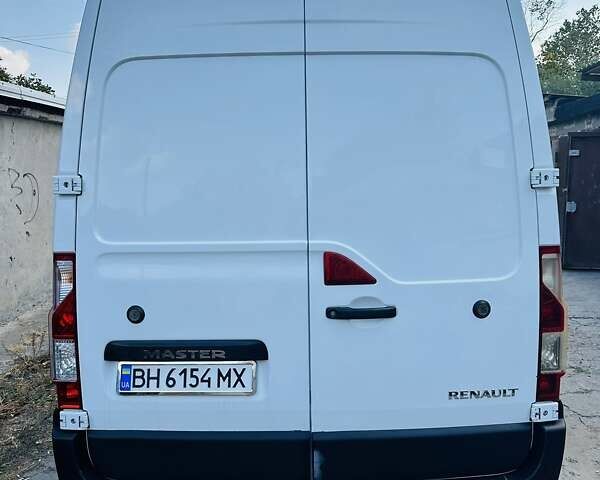 Белый Рено Мастер, объемом двигателя 2.3 л и пробегом 320 тыс. км за 15100 $, фото 6 на Automoto.ua