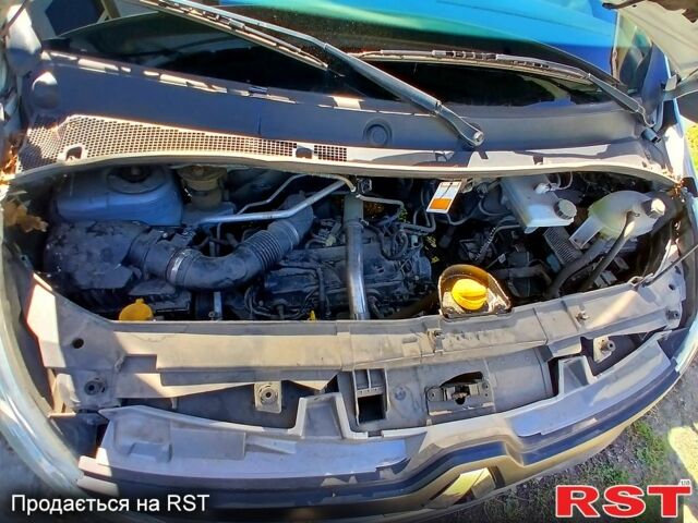 Белый Рено Мастер, объемом двигателя 2.3 л и пробегом 162 тыс. км за 17200 $, фото 11 на Automoto.ua