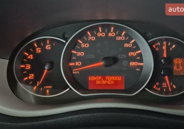 Белый Рено Мастер, объемом двигателя 2.3 л и пробегом 236 тыс. км за 15900 $, фото 62 на Automoto.ua