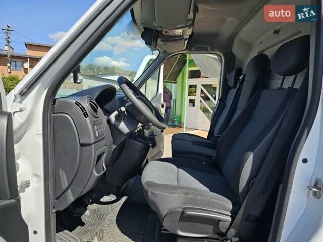 Білий Рено Мастєр, об'ємом двигуна 2.3 л та пробігом 187 тис. км за 15500 $, фото 24 на Automoto.ua